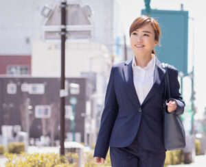 営業スタッフによるユニフォームのご提案